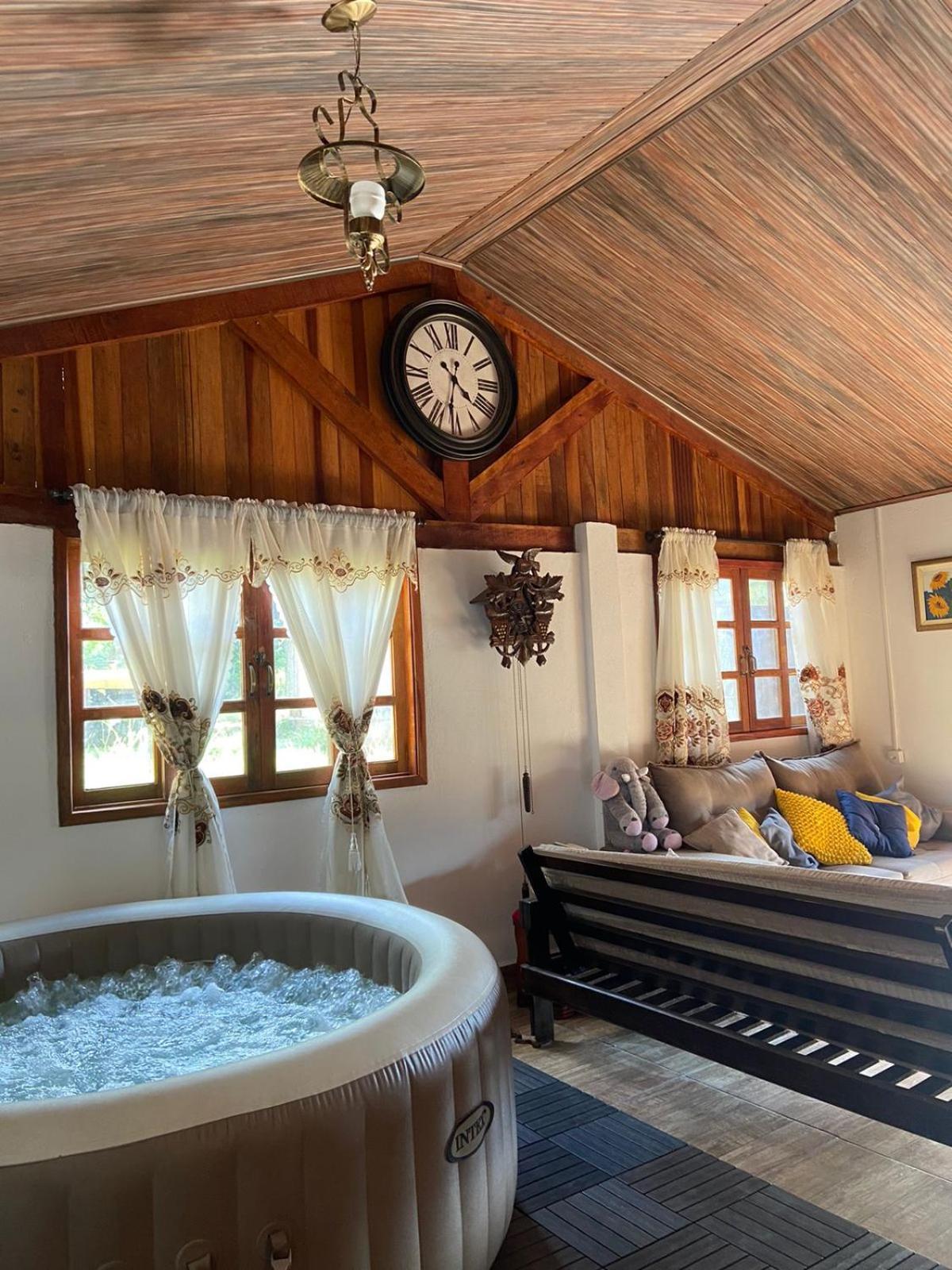 Cabana Com Jacuzzi Em Guararema Exterior foto